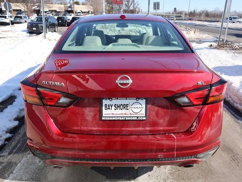 Certified 2025 Nissan Altima 2.5 SL image 5