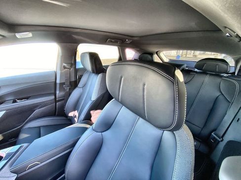 New 2026 Cadillac Optiq Luxury 1 image 31