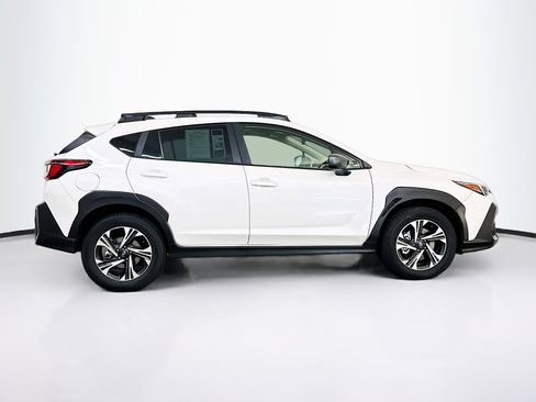 Used 2024 Subaru Crosstrek 2.0i Premium image 10