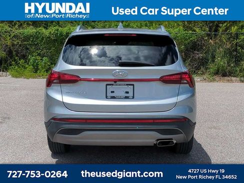 Used 2023 Hyundai Santa Fe SEL FWD image 4