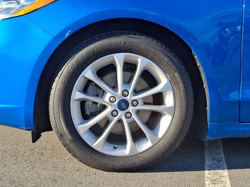 Used 2019 Ford Fusion SE image 29