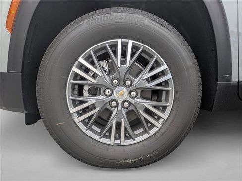 New 2026 Chevrolet Traverse LT image 10