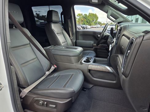 Used 2021 GMC Sierra 1500 Denali w/ Denali Ultimate Package AWD/4WD image 18