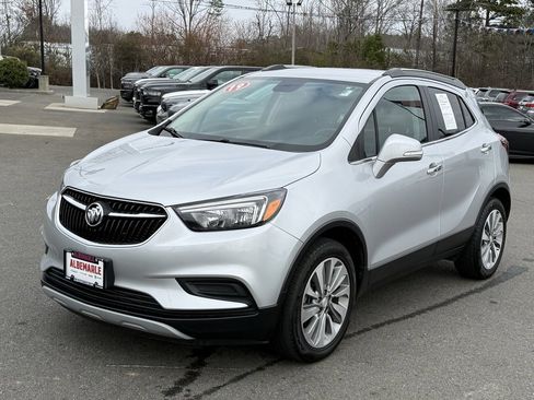 Used 2019 Buick Encore Preferred image 8