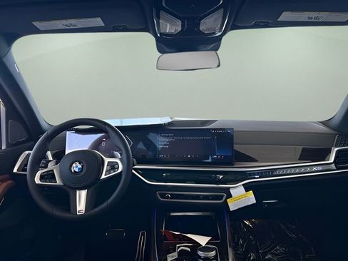 Used 2026 BMW X5 sDrive40i w/ M Sport Package image 29