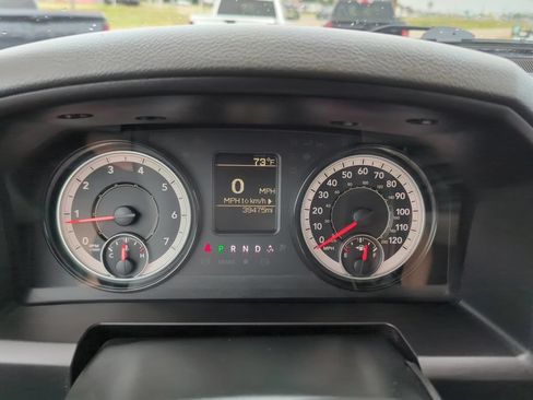 Used 2018 RAM 2500 Tradesman w/ Chrome Appearance Group AWD/4WD image 26