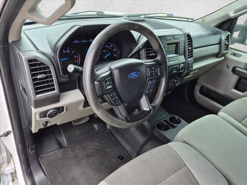 Used 2019 Ford F250 XL w/ Power Equipment Group AWD/4WD image 10