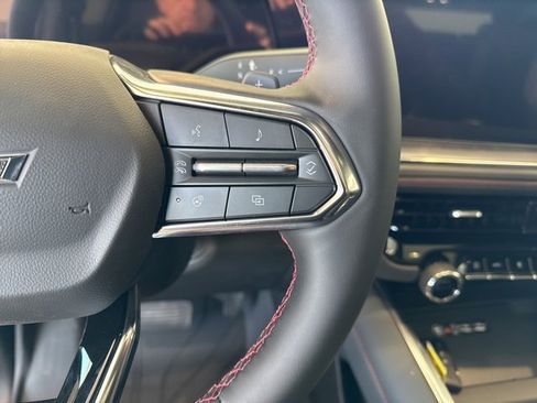 New 2026 Chevrolet Suburban RST image 16