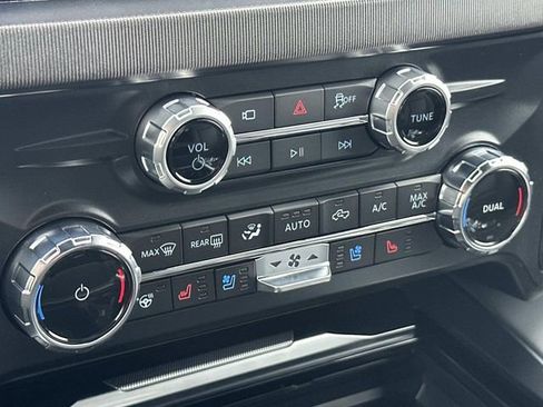 New 2026 Ford F250 Platinum image 34