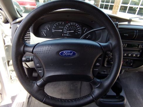 Used 2002 Ford Ranger 4x4 SuperCab image 38