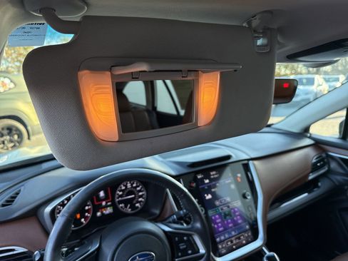 Used 2021 Subaru Outback Touring w/ Popular Package #2 image 28