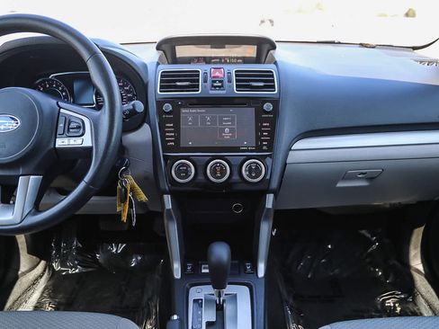 Used 2017 Subaru Forester 2.5i Premium AWD/4WD image 13
