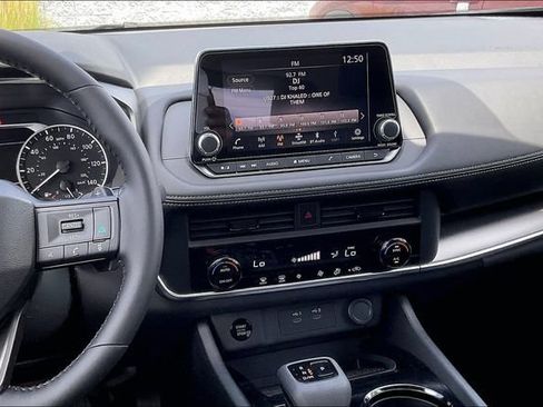 New 2026 Nissan Rogue SV FWD image 4