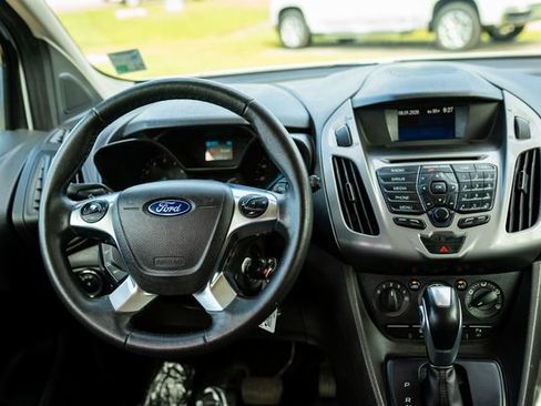 Used 2016 Ford Transit Connect XLT FWD image 6