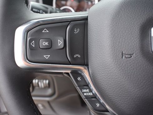 Used 2025 RAM 1500 Laramie AWD/4WD image 20