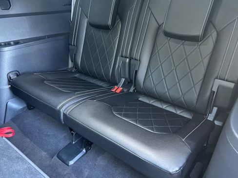 Used 2025 Volkswagen Atlas SEL Premium R-Line AWD/4WD image 15