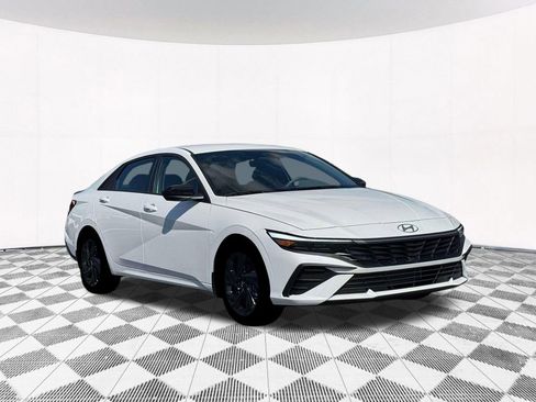 New 2026 Hyundai Elantra Sport w/ Cargo Package FWD image 17