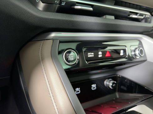 New 2025 Audi Q5 Premium Plus image 27