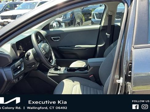 Certified 2025 Kia K4 EX FWD image 11