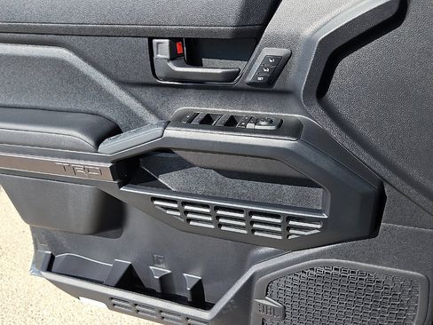 New 2026 Toyota 4Runner TRD Off-Road Premium image 9