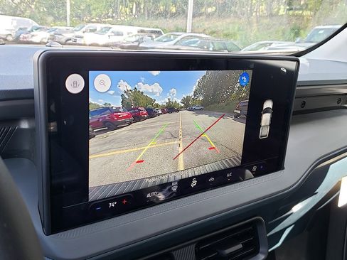 New 2025 Ford Maverick XL image 21