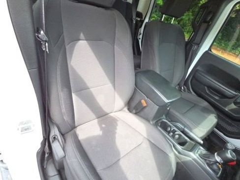 Used 2022 Jeep Gladiator Sport AWD/4WD image 23