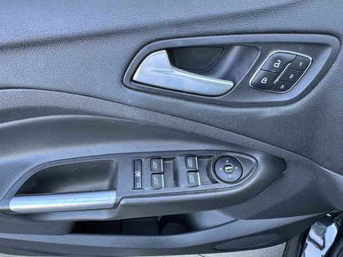 Used 2013 Ford Escape SEL FWD image 39