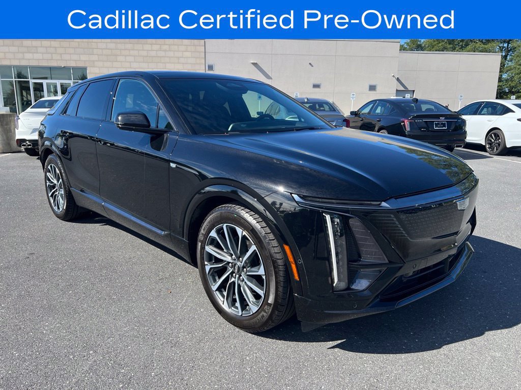 Certified 2024 Cadillac Lyriq Sport AWD/4WD image 2