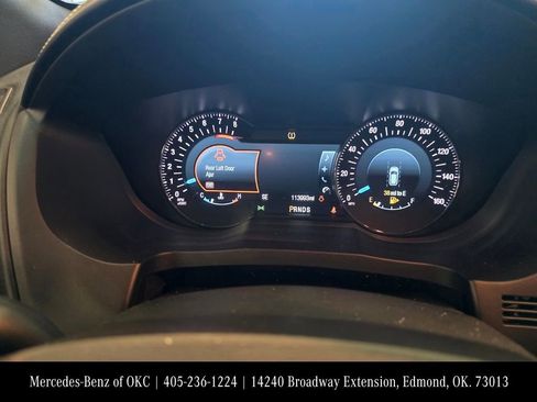 Used 2017 Ford Explorer Platinum image 9