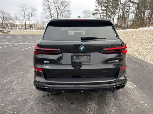 Used 2024 BMW X5 M60i w/ Climate Comfort Package image 4