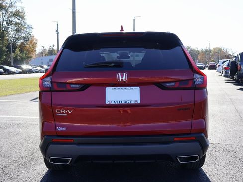 Used 2025 Honda CR-V Sport-L image 4