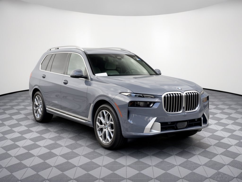 Certified 2026 BMW X7 xDrive40i AWD/4WD image 7