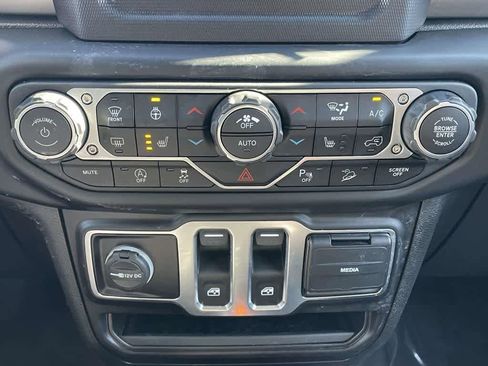 Used 2020 Jeep Wrangler Sport image 20