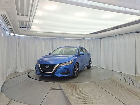 Used 2020 Nissan Sentra SV FWD image 2