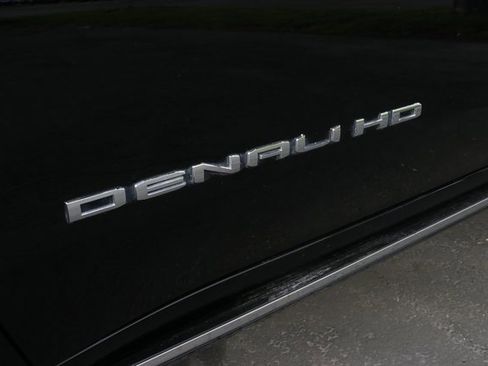 Used 2025 GMC Sierra 3500 Denali Ultimate image 14