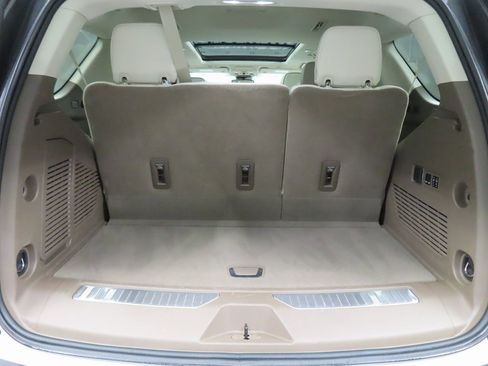 Used 2024 GMC Yukon Denali image 41