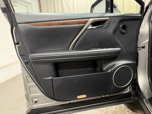 Used 2021 Lexus RX 350L Premium w/ Premium Package image 8