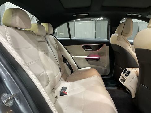 Used 2022 Mercedes-Benz C 300 4MATIC Sedan image 25