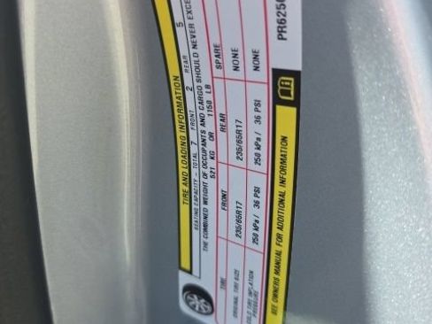 Used 2023 Chrysler Pacifica Touring-L FWD image 36