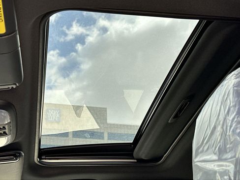 New 2025 Subaru Crosstrek 2.5i Wilderness w/ Crosstrek Mirror Package image 22