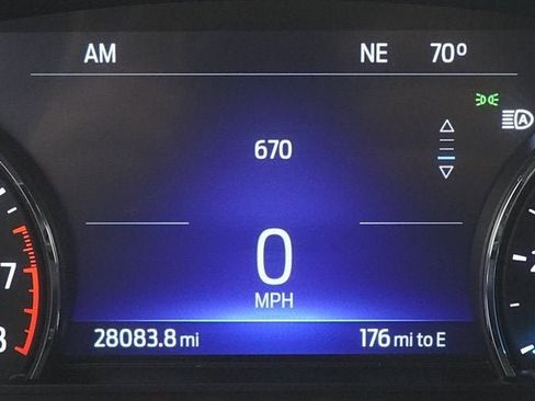 Used 2022 Ford Explorer XLT image 15