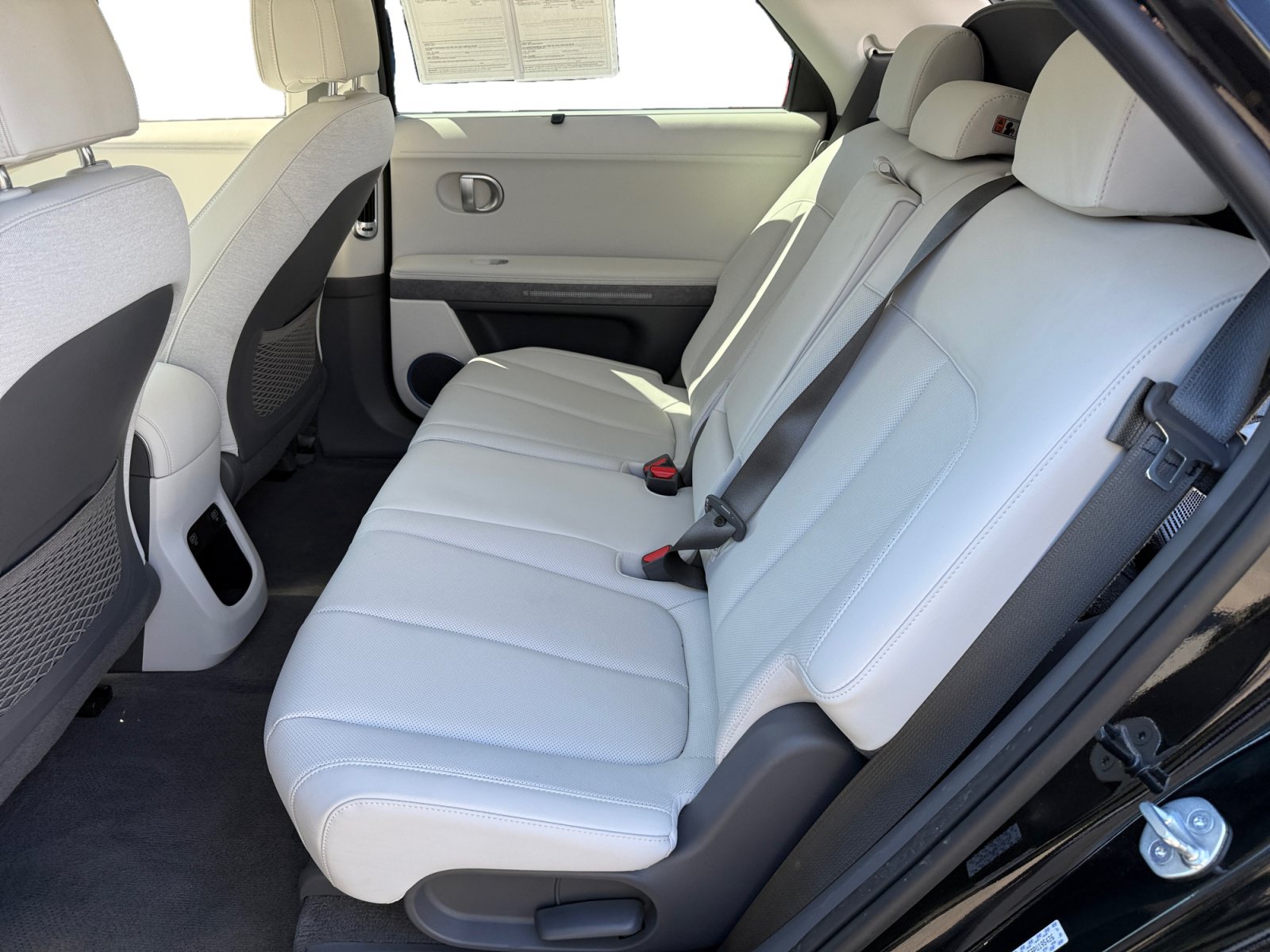 Used 2023 Hyundai Ioniq 5 Limited AWD/4WD image 16