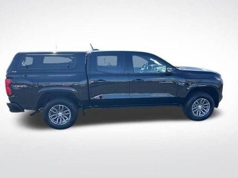 Used 2023 Chevrolet Colorado LT w/ LT Convenience Package II image 9