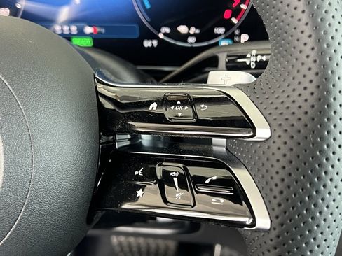 New 2025 Mercedes-Benz GLC 350e 4MATIC image 26