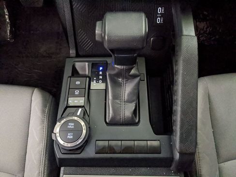 Used 2024 Toyota Tacoma SR5 image 15