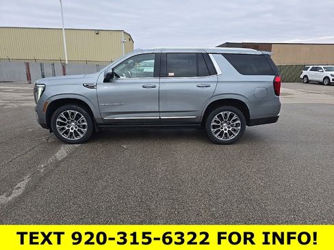 Used 2025 GMC Yukon Denali w/ Denali Reserve Package image 3