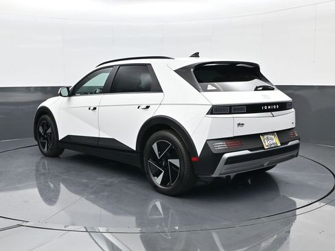 New 2025 Hyundai Ioniq 5 SEL image 7