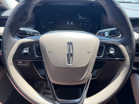 Used 2020 Lincoln Aviator Reserve w/ Equipment Group 201A RWD image 11