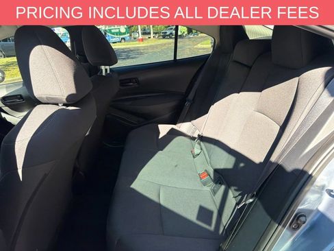 Used 2022 Toyota Corolla LE FWD image 9