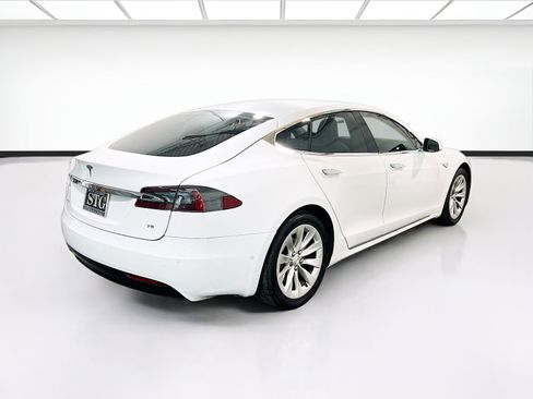 Used 2016 Tesla Model S 75 RWD image 4